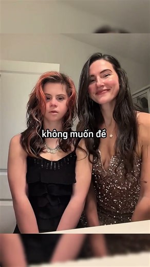 She shared her smile with her little sister ❤️🥺 #shortsvideo