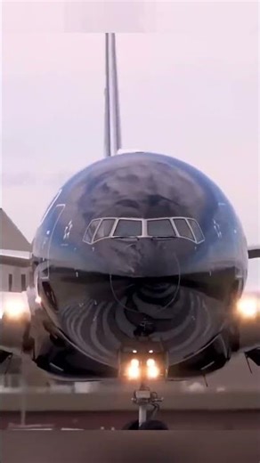 America's $250 Million "Doomsday Plane"! 🤯 What Happens After a Nuclear Attack?