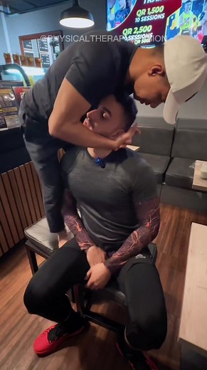 Manipulation using HVLA. Spinala adjustment. #hvla #spinaladjustment #chiropractic #chiropracticadjustment #Physiotherapist #physicaltherapist #virals | Physical Therapy Session