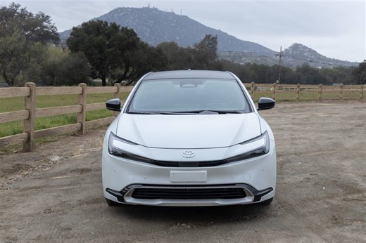 Thinking About Buying a Hybrid? Here Are Some Pros and Cons | Cars.com