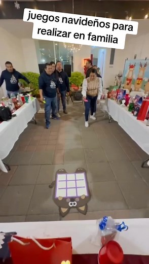 juegos navideños divertidos para realizar en familia ❤️🙋🏻‍♀️🙋🏻‍♂️ #juegosnavideños #navidad #familia #christmasgames