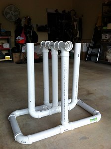 Cheap easy pvc target stand