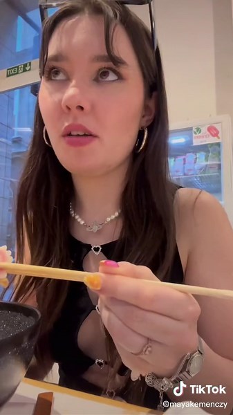 a videó szerkesztése közben megéheztem🥺INSTA:MAYAKEMENCZY🫶🏻 #mitettemma #fyp #nekedbe #foroyou #mitettemegynap