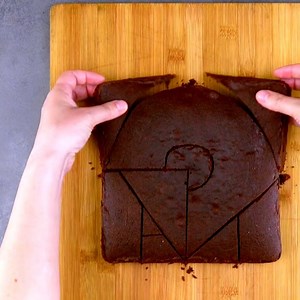 Cuando veas este pastel, te van a dar ganas de cumplir 100 años 👵🏽🎂 Guarda esta receta en Pinterest: https://bit.ly/2NrwK5a Todos los detalles del vídeo: https://youtu.be/F4N0Xmv8SVg | Riquísimo