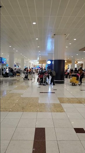 DXB greet & go meeting point arrival hall terminal 3 Dubai international airport #dxbairport
