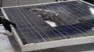 Solar panels: Scientists make recycling breakthrough