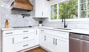9 Ways to Maximize Storage in Corner Kitchen Cabinets