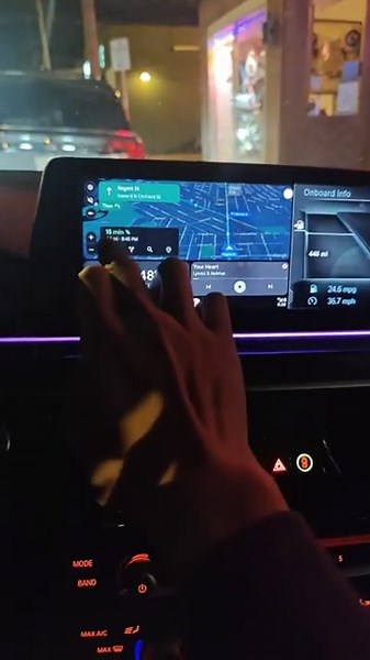 Android Auto demonstration on a 2018 BMW 540i with IDrive 6 using OEM screen