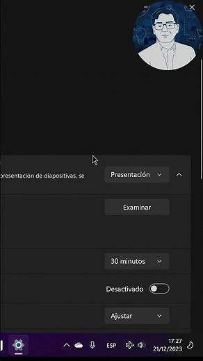Change your computer background in 30 seconds #Windows11