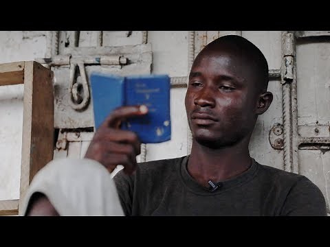 Homeless in Lagos: Why I sleep under a bridge - BBC Africa