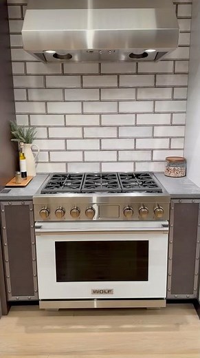 Wolf 36 Inch Dual Fuel Range - DF36650WHP