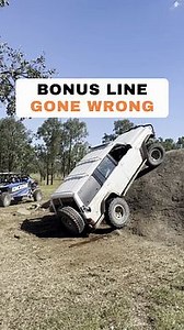 Lockers would have definitely been handy 😆 Behind the scenes footage from tonight's ep! Make sure you check it out 🤙 - #4x4 #offroading #wheeling #rockcrawling #recovery | 4WD 24/7