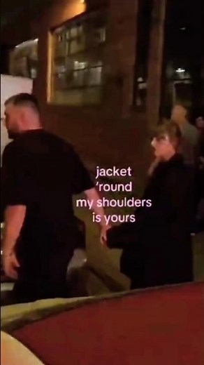 Here's How Taylor Swift Living Life She Wrote Once 🥹💕 #taylorswift #traviskelce #fiancee #shorts