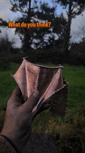 My first piece of armour! 🔥 What do you think!?!?! It's not finished yet, but it feels like a great start, I've been so excited to try for so long and now I've finally got the drive ✨ I want to thank the incredible @douglas_pryor for both inspiring me and supporting me with resources on many different occasions. His kindness and openess to knowledge sharing informs me on how I would like to go about it in the future, so thank you brother 🙏🏽 | Saul Forged