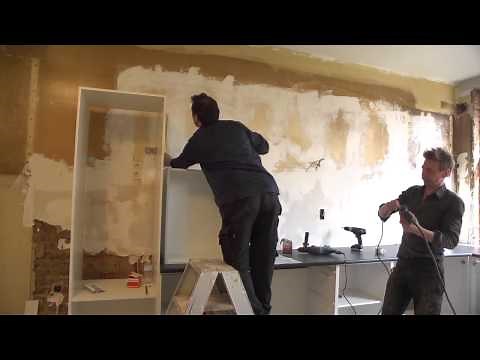 Keukenkasten en werkblad plaatsen | Klustips | GAMMA België