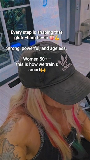 Every step is shaping that glute-ham tie-in 🍑💪 Strong, powerful, and ageless. Women 50 —this is how we train smart😀💪 The stair climber isn’t just cardio—it’s a powerful tool for sculpting your glute-hamstring tie-in when you climb with intention. Pressing through your heels with every step lights up those muscles while building conditioning that keeps your body unstoppable. This is the kind of smart, targeted training I build into my programs for women over 50. Because strength has no expira