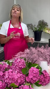 170 reactions · 43 shares | Its time to take the leap !! Join our brand new introduction to the world of floristry online course. You actually get to join a bloom room , and get 1-2-1 access to your tutor … no other online course compares. Learn at your own pace and in your own time Sign up today - use the coupon code ROSE - and get this course at the incredible price of €150 https://www.kaysflowerschool.com/introduction-to-floristry | Kays Flower School | Facebook