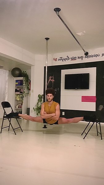 Desafiando a Flexibilidade com Frontbend e Backbend