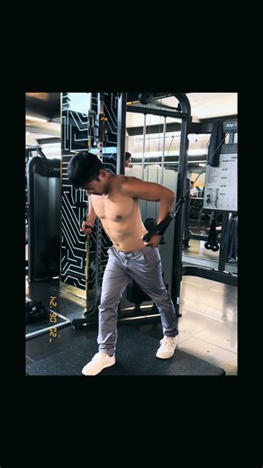 Chest Exercise - Cable Crossover (High to Low Variation)