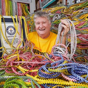 The world's longest gum wrapper chain has been growing every day since Gary Duschl (USA) started it back in 1965. It measures 32,555.68 metres (106,810 ft) | Guinness World Records