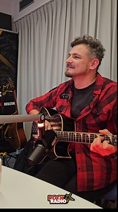 4.2K views · 1.3K reactions | Žít svůj sen v podání Dymo a Honza Danda. Jak se vám to libí落 #dymytry #žítsvůjsen #(ne)slusnejsilvestr | Rock Radio | Facebook