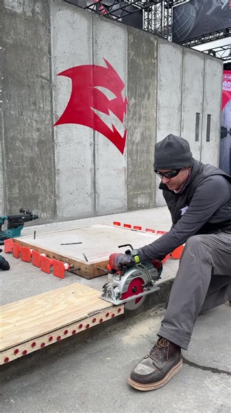 I just still can’t believe how many structural screws they had in here for this cut, like I’ve seen a few but never thins many, the crazy part is it could just keep doing it with the same blade•This is the Diablo Tools Demo Demon Framing/Demo Blade....#tools #construction #diablopartner #diablotools #framing | Kruger Construction