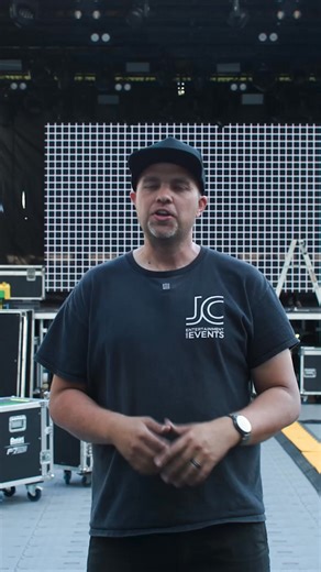 Outdoor events come with enough pressure. Long days. Moving parts. Artists arriving with their own demands. Crowds expecting a flawless experience. And you are the one holding it all together. We make that weight lighter. With us, you deal with one team that handles everything from staging and sound to lighting and LED screens. A team that is kind, calm and committed. A team that cares about the tech specs, the artist experience and your vision. A team that does not just show up to do a job, but