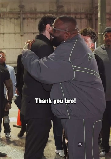 Rick Ross & Chat Mobile Community Giveback