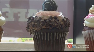 20K views · 166 reactions | If you're a fan of Jilly's Cupcake Bar & Cafe on Delmar, you'll be happy to know you can now enjoy their cupcakes and ice cream on the Illinois side of the river. | Show Me St. Louis | Facebook