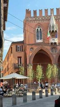 Bologna: Italy’s BEST Kept Secret 🇮🇹