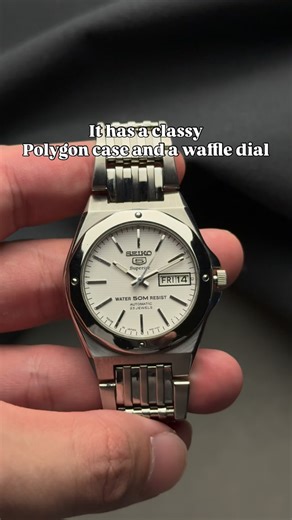 Cinco - Seiko on Instagram: "The best Superior right now! Featuring a medium sized chunky seiko 5 piece with royal oak features, that definitely gives a luxury vibes. It has an all steel finish a white waffle dial and a robust 7s36 movement. . Seiko 5 Superior “White Oak” Waffle dial . Ref. [7s26-00H0] Serial Number: 222022 BMBY: February 2002 Movement: Automatic 7s36 movement Case size: 40mm Lug width: 22mm Original Seiko Bracelet Fits up to 7 inches Recently serviced All original watch piece .