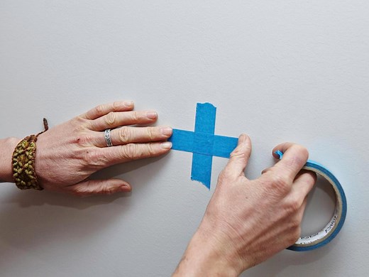 How to install masonry fixings