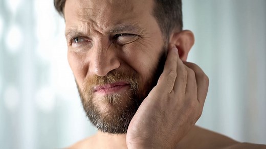 Bouchon d’oreille : symptômes, traitements et prévention