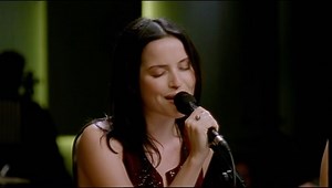 Absolute THE CORRS- FANPAGE on Instagram: "❤️ Unplugged is so iconic #andreacorr #carolinecorr #sharoncorr #jimcorr #thecorrs #thecorrsofficial #corrs #band #musicians #dundalk #ireland #thecorrsunplugged #jimmyhendrix #mtvunplugged #1999 credits to The Corrs and Warner, the concert is available on DVD"