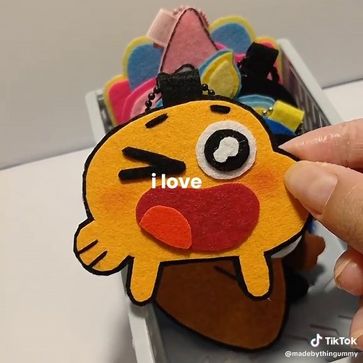 DIY Felt Keychain Tutorial: Craft Your Own Unique Designs