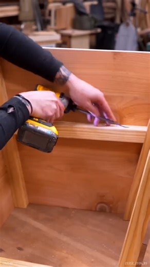 26K views · 133 reactions | Easy DIY Planter With A Big Secret | Matthew Peech Woodworking And DIY | Facebook