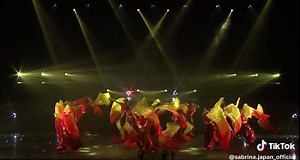 Sabrinaの千本桜ダンスパフォーマンス