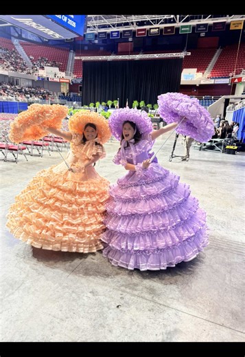 “Hey yall” #graduation #mobileazaleatrailmaids #26trailin27 #mobileazaleatrail #mobile