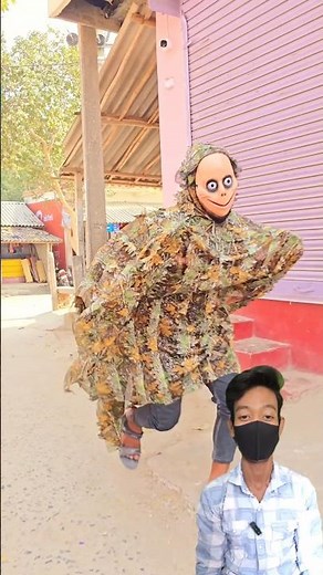 Duckling saves seriously injured cat 🐈 #DuckRescue #CuteAnimals #AnimalRescue