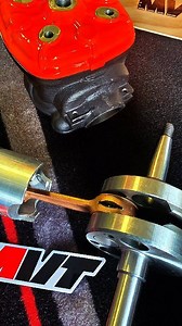 Kit moteur MVT Iron Pro Max 90 Endurance Architecture optimisée pour un excellent rendement moteur. Couple présent à bas régime, montée en régime efficace et fiabilité adaptée à une utilisation intensive. Un 90cc pensé pour la performance maîtrisée ! *Montage sur AM6 IM113PE et DERBI IM213PE #MVT #IronProMax #90cc #Moteur2Temps #Rendement | MVT