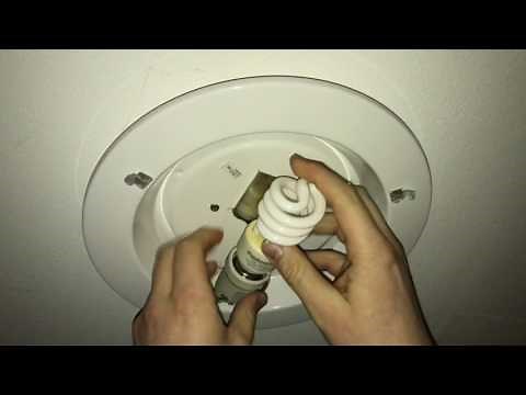 How to replace a lightbulb of a ceiling lamp E27 socket light bulb changing DIY