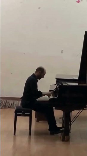 🎹 Playful Energy — Debussy’s Golliwogg’s Cakewalk