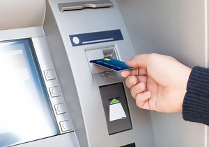 Clôture du compte bancaire par la banque : motifs, recours, procédure