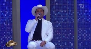 Meu velho pai! ❤️ Dia do pai trabalhador. Dia do pai honesto. Dia do pai feliz. Dia do pai amoroso. Dia do pai alegre. Dia do pai lutador. Dia do pai que sempre busca seus objetivos. Feliz Dia dos Pais! | Padre Alessandro Campos