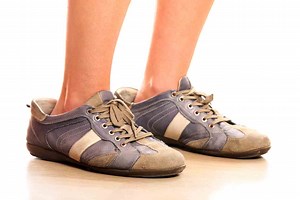 8 Ways To Make Your Big Shoes Fit Smaller