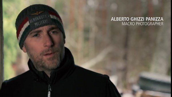 Nikon AF-S VR Micro-NIKKOR 105mm f/2.8G IF-ED Lens