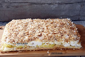 Cremsnit prajitura cu foietaj, frisca si crema de vanilie - Retete cu Gina Bradea