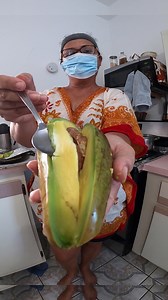 8.7M views · 15K reactions | Como Madurar un Aguacate 陋 en 10 Minutos  [Truco de Campo con Menky] | Puerto Rico desde el Aire | Facebook