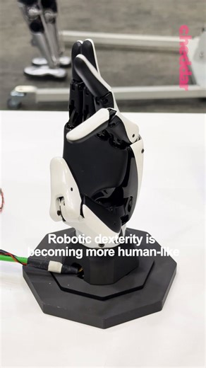 Robotic hands are trying to be like human's