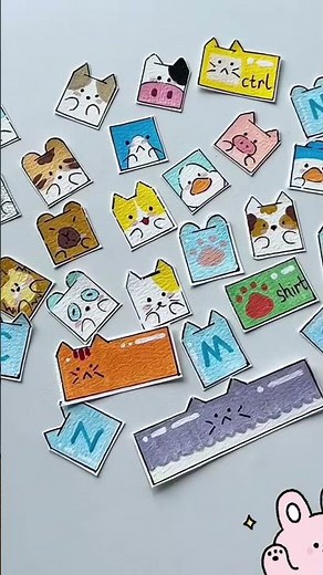 Guide to making a computer keyboard out of paper.